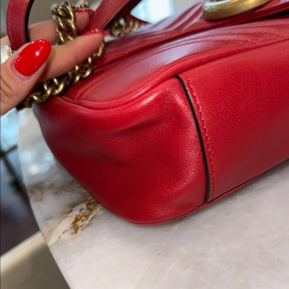 Gucci Red and Gold Chevron Quilted Shoulder Bag - Picture 6 of 12